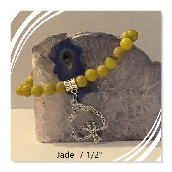 NEW Jade essential oil bracelet with Tree of Life charm - Strictly Canadian! - Picture 1 of 3